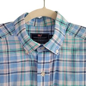 Vineyard Vines Classic Fit Tucker Shirt Button Down Mens Size M Blue Green Plaid